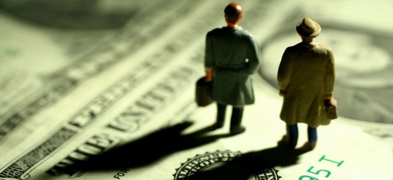الرأسمالية تنشئ وظائف عديمة الجدوى، لماذا؟