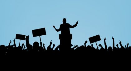 8 كتب وروايات لا بد أن يقرأها كل مهتم بالسياسة وألاعيبها ودهاليزها