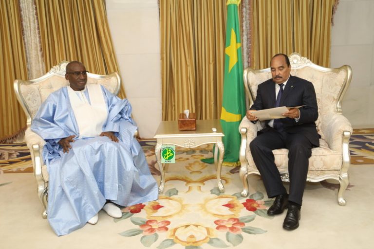 بعد التوتر الأخير بين البلدين .. وزير خارجية السنيغال يزور موريتانيا