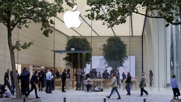أبل تتدخل بعد اكتشاف “الاختراق”