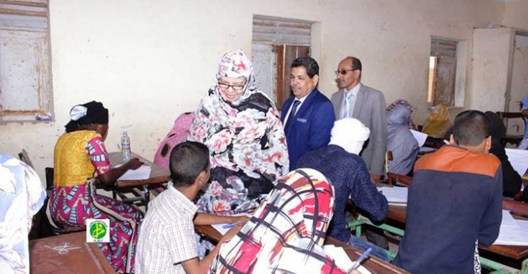 الرئيس يشرف على النسخة الثانية من حفل تسليم جائزة رئيس الجمهورية للعلوم الرالي والاولومبياد 2018