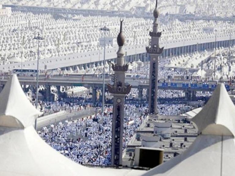 حجاج موريتانيا يقضون يوم التروية في مخيم منى