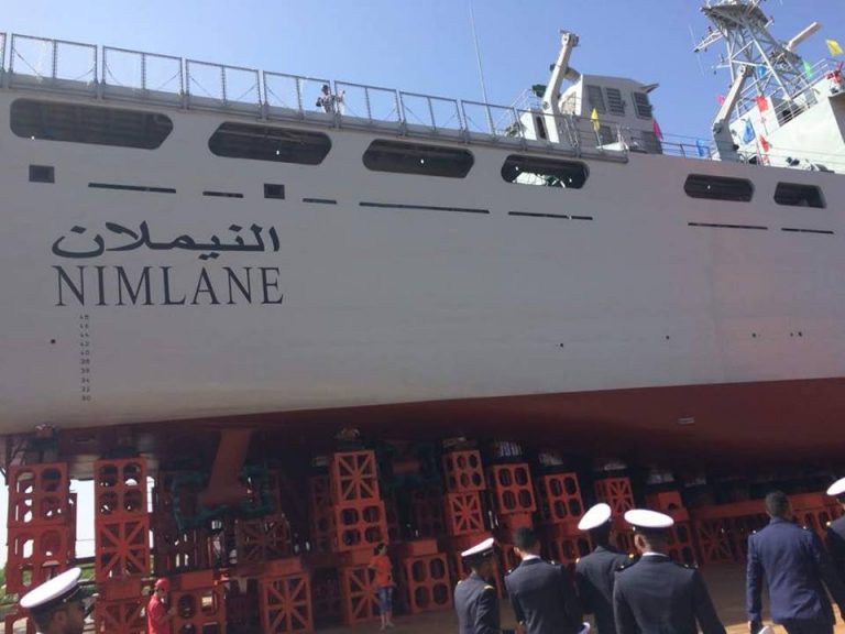 الصين: ولد عبد العزيز يتفقد أشغال بناء السفينة الحربية الموريتانية “النيملان”