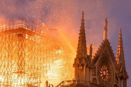 رواية أشهر كتاب أوروبا تصف حريق “كاتدرائية نوتردام” قبل 188 عام