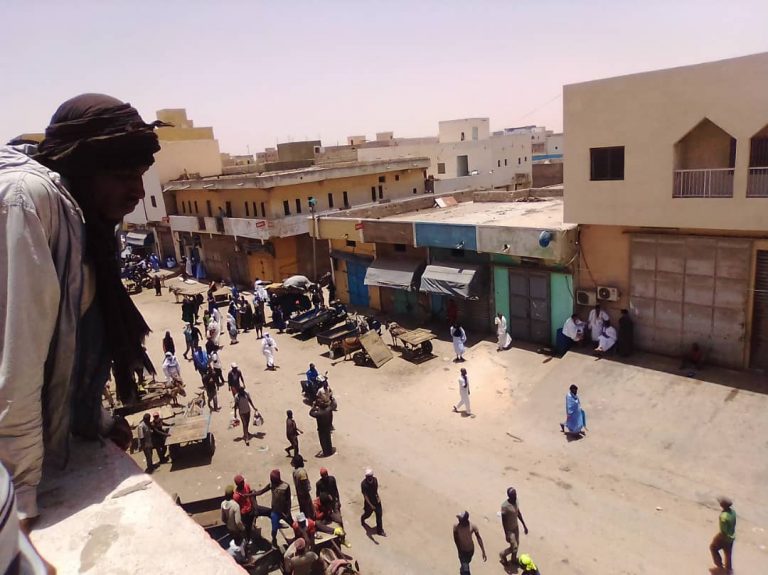 الحمالون يغلقون السوق المركزي بانواكشوط