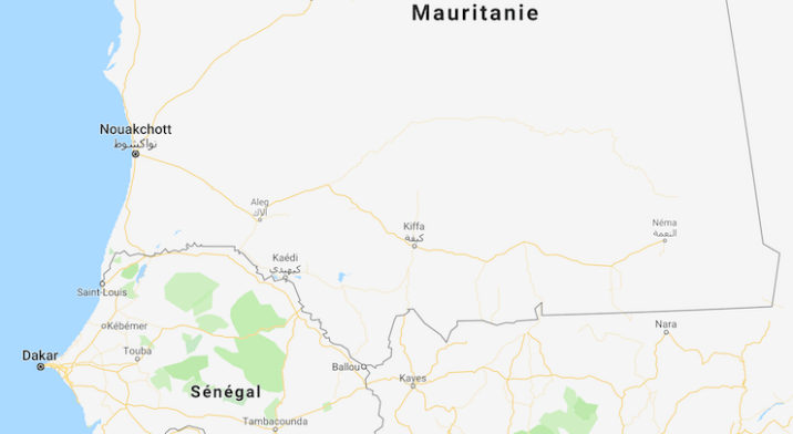 ولد امخيطير يغادر الأراضي الموريتانية تحت حماية أمنية