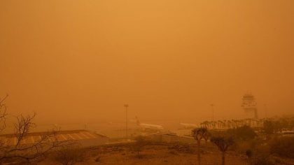 «عاصفة الصحراء» تخيم على قمة الساحل بنواكشوط(صور)