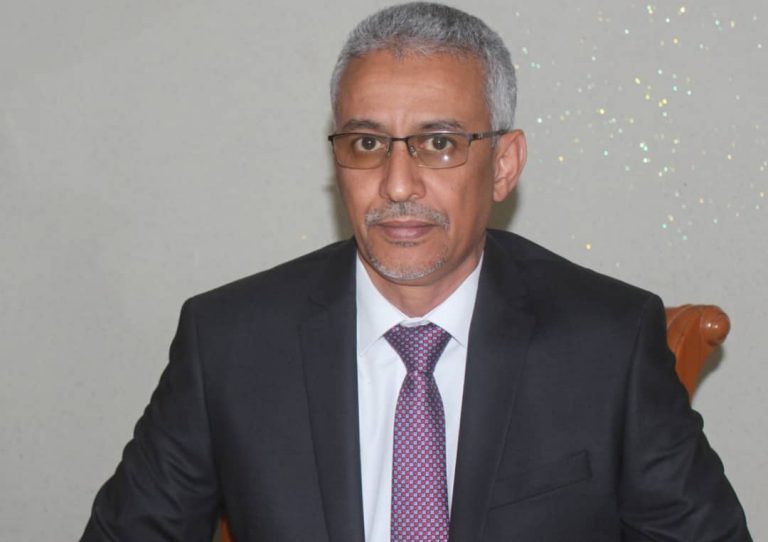 الحكومة تقرر توزيع معونات نقدية على كافة التراب الوطني